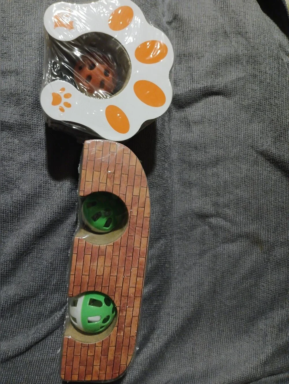 Small Pets Interactive Toy Scratch Set - Orange & Green